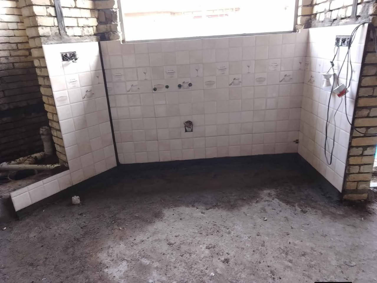 خلفة سيراميك جداري و ارضي المكان كربلاء نشتغل جميع مناطق كربلاء للاستفسار ‏‪***********‬‏او خاص و رقمي بي واتساب
