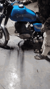 السلام عليكم للبيع سايس ثلاثه بدون بها لحيم جوا الكشن سعر 750 وبيها مجال شيء قليل  العنوان بغداد تقاطع النهروان. اذا مو شراي لا تتعبني يعني ابيع كوم حديد ***********
