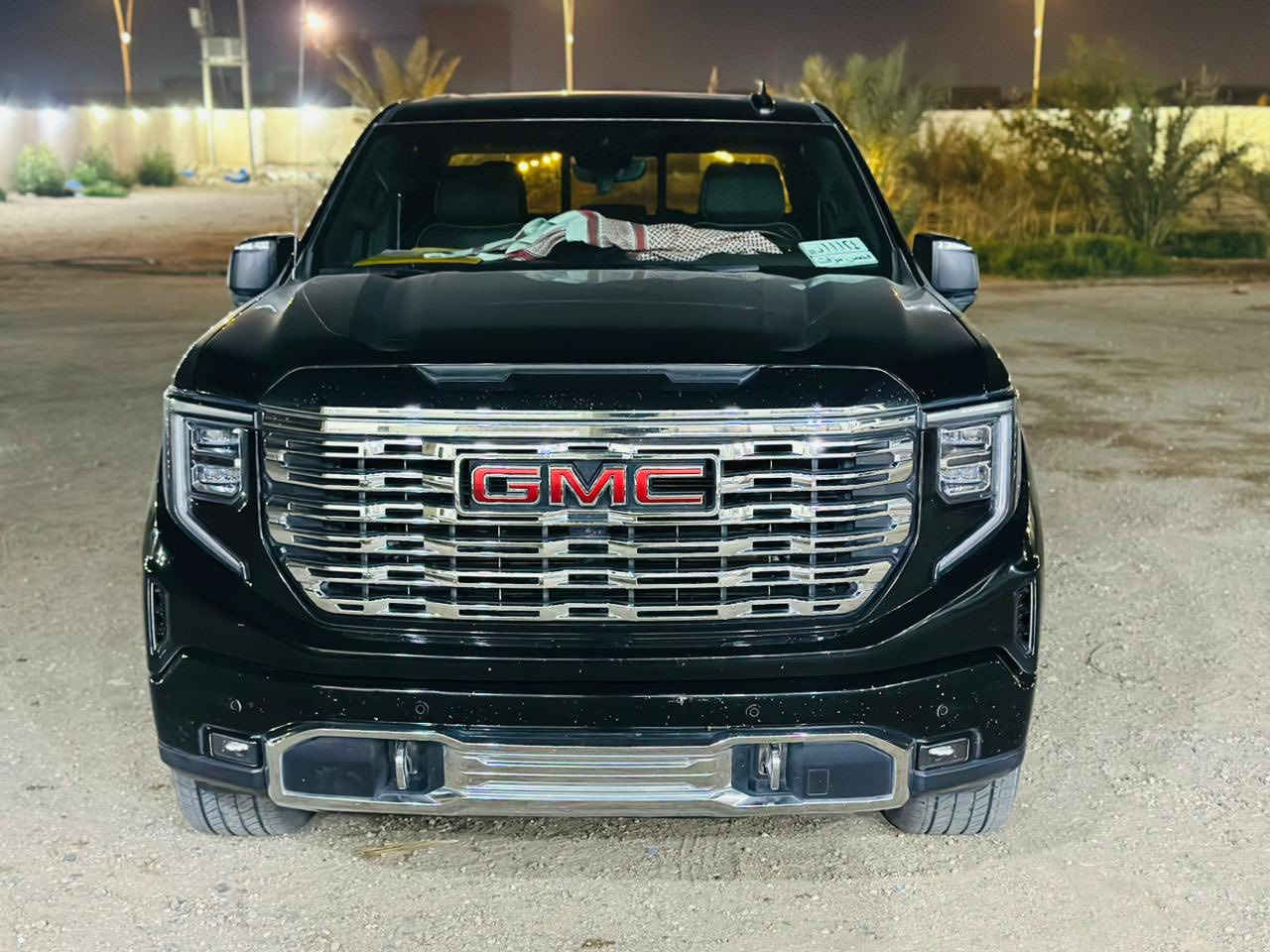 جي ام سي سيرا دينالي موديل ٢٠٢٣  لون اسود 
رادار امامي , نظام تحديد المسار , نظام تحذير مرور الأشخاص , كاميرا خلفية ,كشنات الامامية تدفئة وتبريد
والخلفي فقط تدفئه الشاشة كبيره جدا احدث اصدار ,كشنات الخلفيه تدفئة
 ,عدة منافذ يو اس بي داخل السيارة, شحن واير لس  , اوتو ستارت , بصمة دخول ابواب, الكشنات الامامي تحكم كهربائي و خزن ميموري لوضعيات القيادة , السيارة ٤ ويل درايف  , حافظات مخزن عدد 2 داخل الكشن الخلفي , ستيرن تحكم كهربائي و تدفئة بالستيرن و شفتات تحكم بالكير و شفتات تحكم بالمسجل ,لايت امامي  لد زنون و اشارة لد ,٣ انظمة قيادة جبلي طرق وعرة و رياضي و طبيعي سلس, بريك بصمة ,, تشغيل عن بعد , محرك 5300, كير 10نمر , ساعة الدشبول دجيتال بالكامل مع اماكانية تغيير شكل الدشبول 5 اشكال  مختلفة 

3gtuuged1pg139490
هذا رقم الشاصي لليحب يتأكد 
ماشيه ٢٢٠٠٠ ميل . حادثها فقط باب خلفي السعر375اتصال  العنوان البصره الزبير***********

بدون لوحات لحد الان
