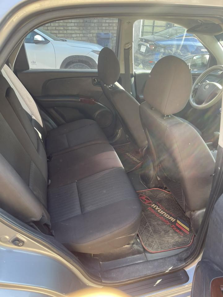 السلام عليكم
سبورتج 2009 وارد خليجي  
. بيهه 2 قطعه جاملغات اماميه بدون تصليح ولاصبغ وصورهم مرفوقه وي المنشور 

. ادامه كامله المنضومه الاحتراق.
.منضومه تبريد جديده.
.تخم تاير جديد 5 ويل كب .
.منضومه لد زينون مع بروجكتر .

… السعر 120 قابل للتفاوض شي بسيط.

وتس اب او خط 
***********
