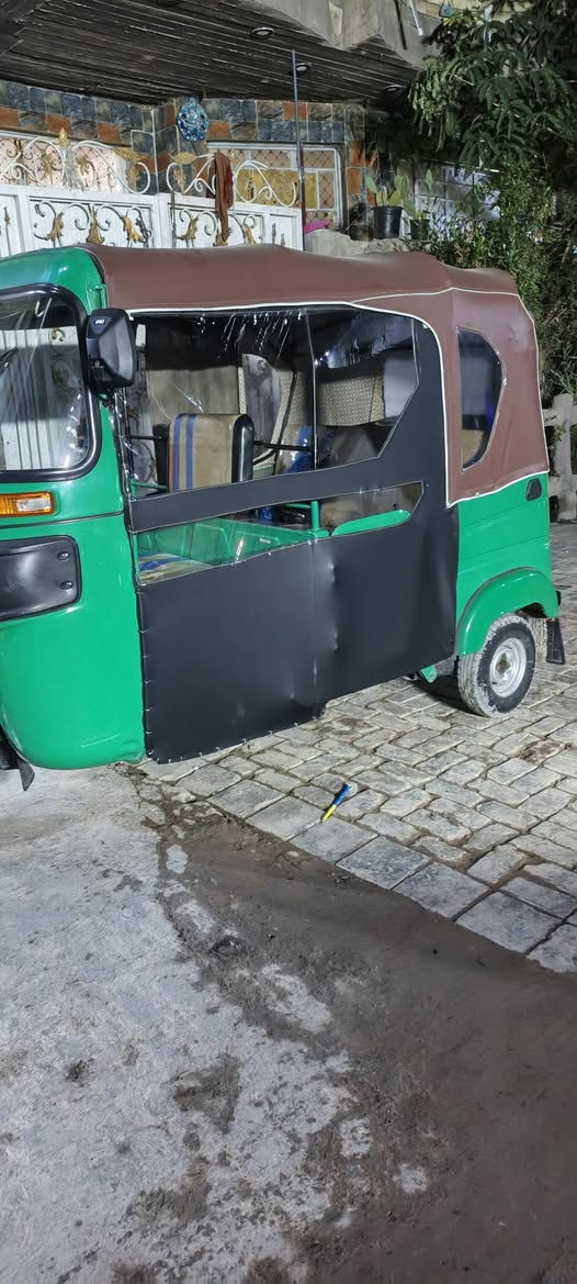 سلام عليكم شباب تكتك 2022حلو نضيفه مكفول مكاني بغداد ***********
