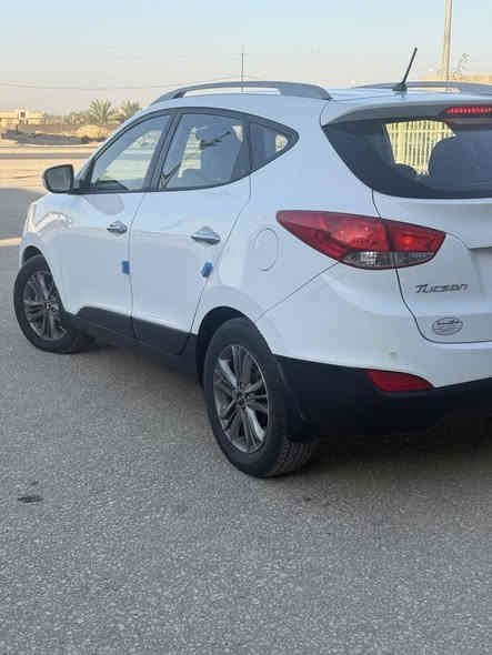 السلام عليكم
_________________
توسان 2015 خليجي
رقم بغداد دولي الجديد 
سنويه 2030بسمي هزه ماساقطه 
سياره جديده جدا
مكفولة من الصبغ والتبديل كفالة 
 مكينة 2000دوش 
 سيارة جاهزة تبريد تدفئة تخم تاير 
وصدر كلة جاهز
موصفات التوسان معروفه
تبريد قطعتين ثلج 
كامره
شاشه
حساس
اشاير مري 
السعر 160 وبيه مجال حك الجيه فقط
تصال او واتساب ***********
اتصال ***********
————————————
