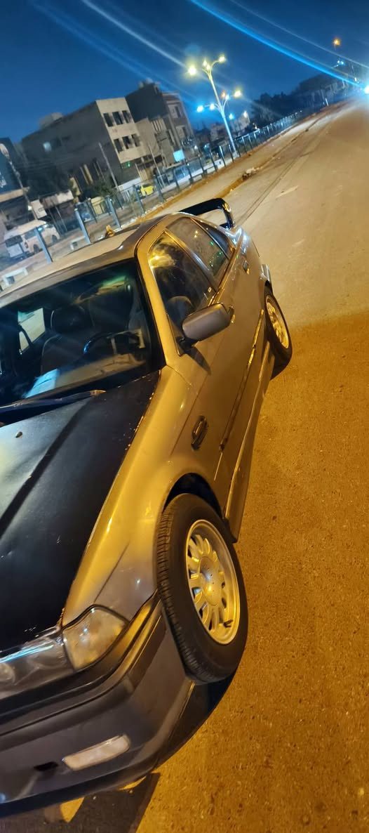 سلام عليكم  е36 
v6
محرك 28
كير عادي 
حداديه ٨٥٪
تايرات ٧٥٪
غرفه يرادلها ترتيب 
نقصها بكلايت صفحه لخلفي ميشتغل 
رقم بغداد دولي 
 شرط لتحويل
مكاني بغداد  حي لجهاد السعر ٤٢
***********
