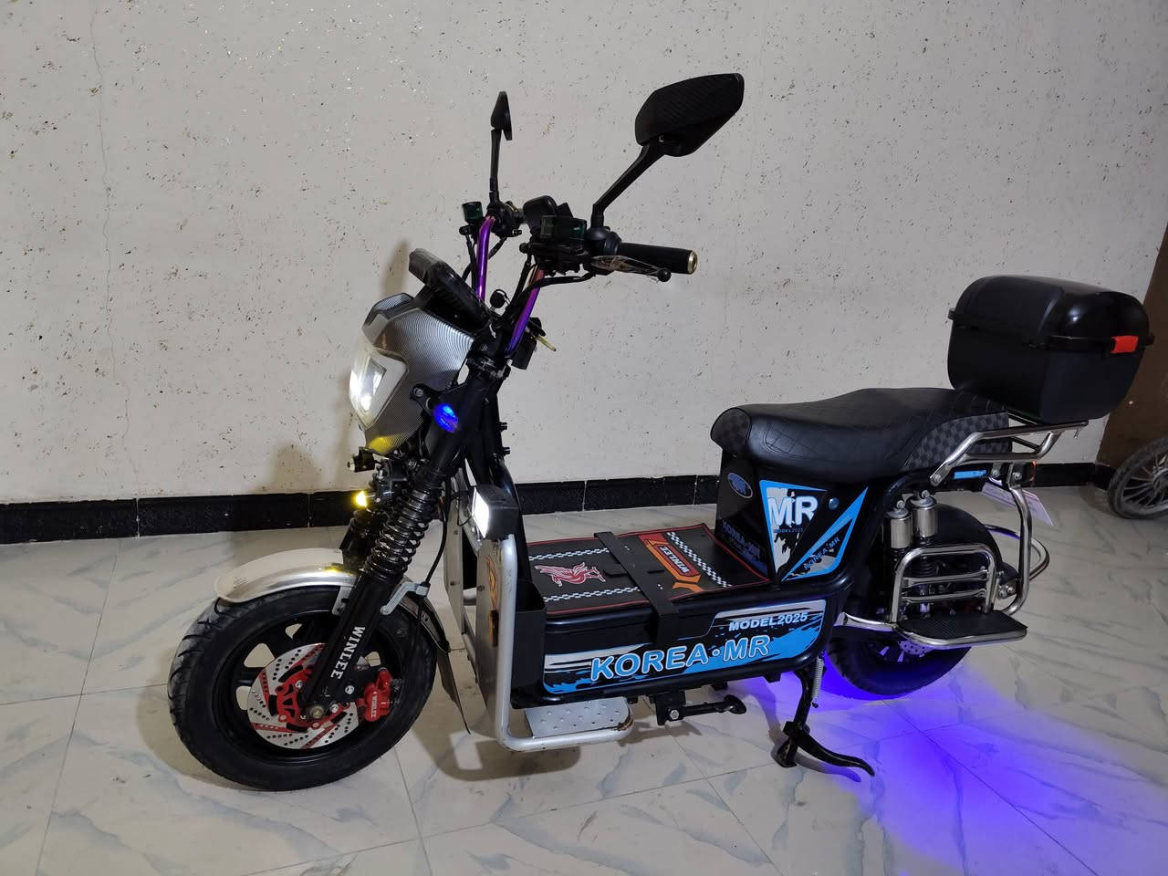 للبيع دراجه شحن 6 باتري نضافه فول موديل 25 نضام كارت بصمه تشغيل عن بعد جهاز إنذار مانع للسرقه البطاريات فول عالفحص يقرن 10 ونص السعر 575
***********
***********
