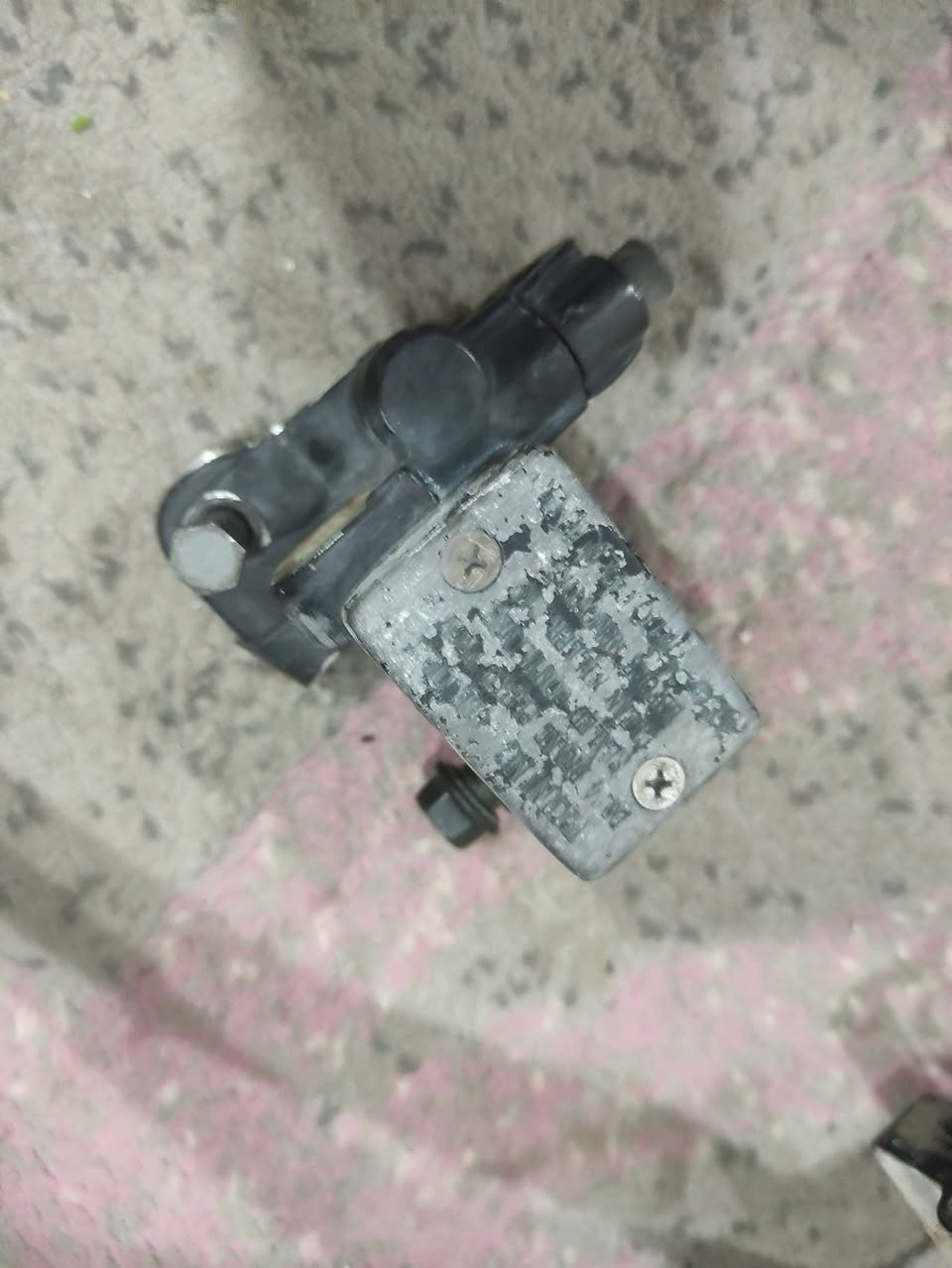 غراض للبيع  كلجات ضفيره ستيرن راس مضلع حديث كلهن حاويه توصيل موجود


**إذا كنت صاحب هذا الإعلان وتريد حذفه لأي سبب، رجاءا أرسل رسالة إلى الدعم الفني**