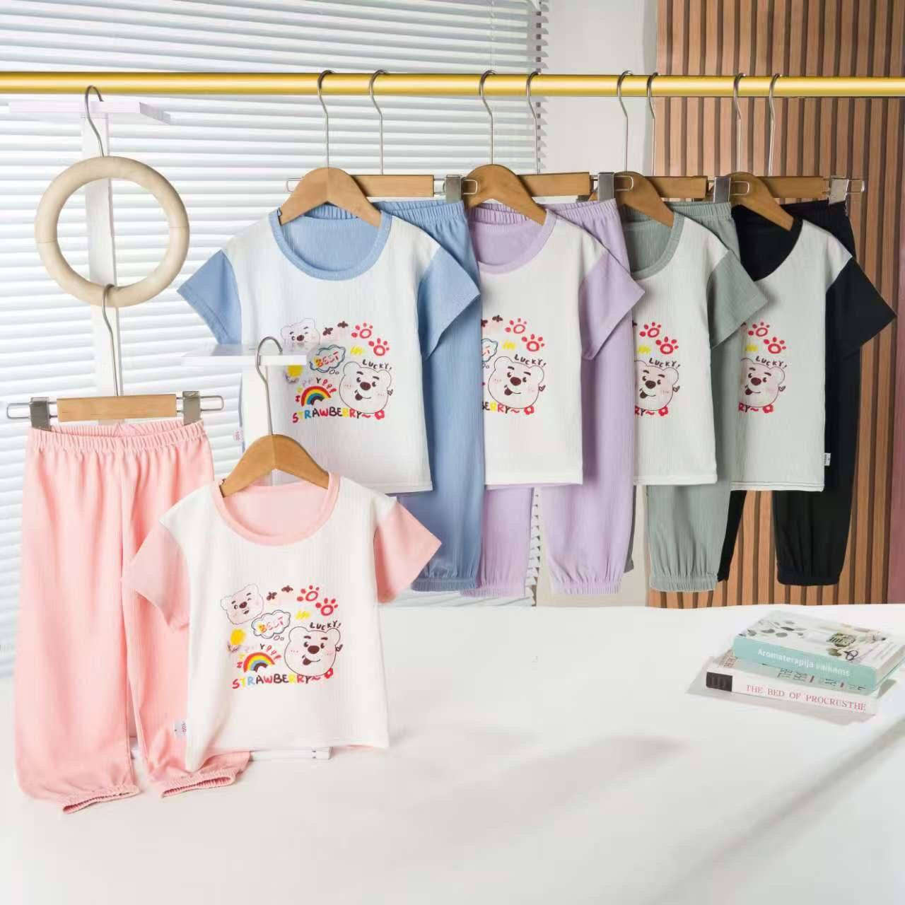 تراك شوت طويل  ليكرا قطن فول
قياس 70/80  
 الدرزن ٣ طبعات و٣ الوان


**إذا كنت صاحب هذا الإعلان وتريد حذفه لأي سبب، رجاءا أرسل رسالة إلى الدعم الفني**