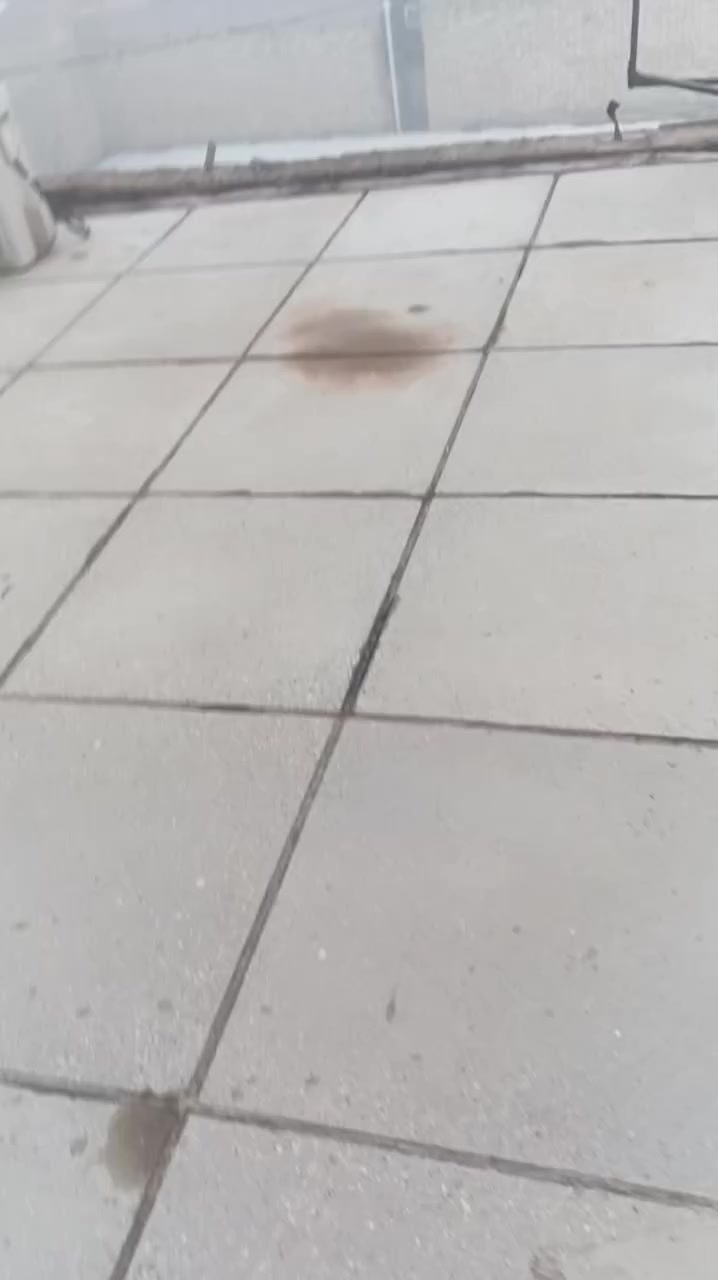 ***********بسم الله الرحمن الرحيم اللهم صلي على محمد وآل محمد عمل ماستك تطبيك تصعيد مواد درجة اولى إدامه للصطوح القديمة قلع اشتايكر قشط الماستك القديم إضافة ماستك جديد كرسته اوعمل عمل فقط عمل شامل للصطوح شغل درجة اولى اومال امعاتب خبرة السنين كادر متخصص للصطوح أسعار مناسبة اتصل اوتدلل *********** متوفر واتساب
