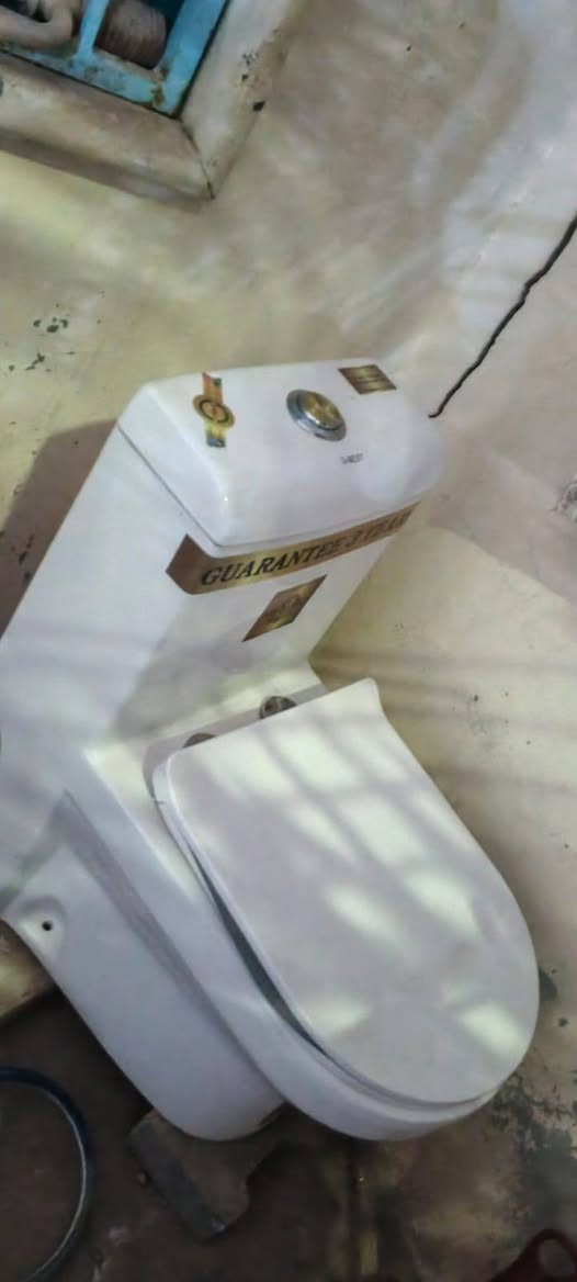تخم 8مقاعد 170الباقي يريد يسكرن يدزلي خاص


**إذا كنت صاحب هذا الإعلان وتريد حذفه لأي سبب، رجاءا أرسل رسالة إلى الدعم الفني**
