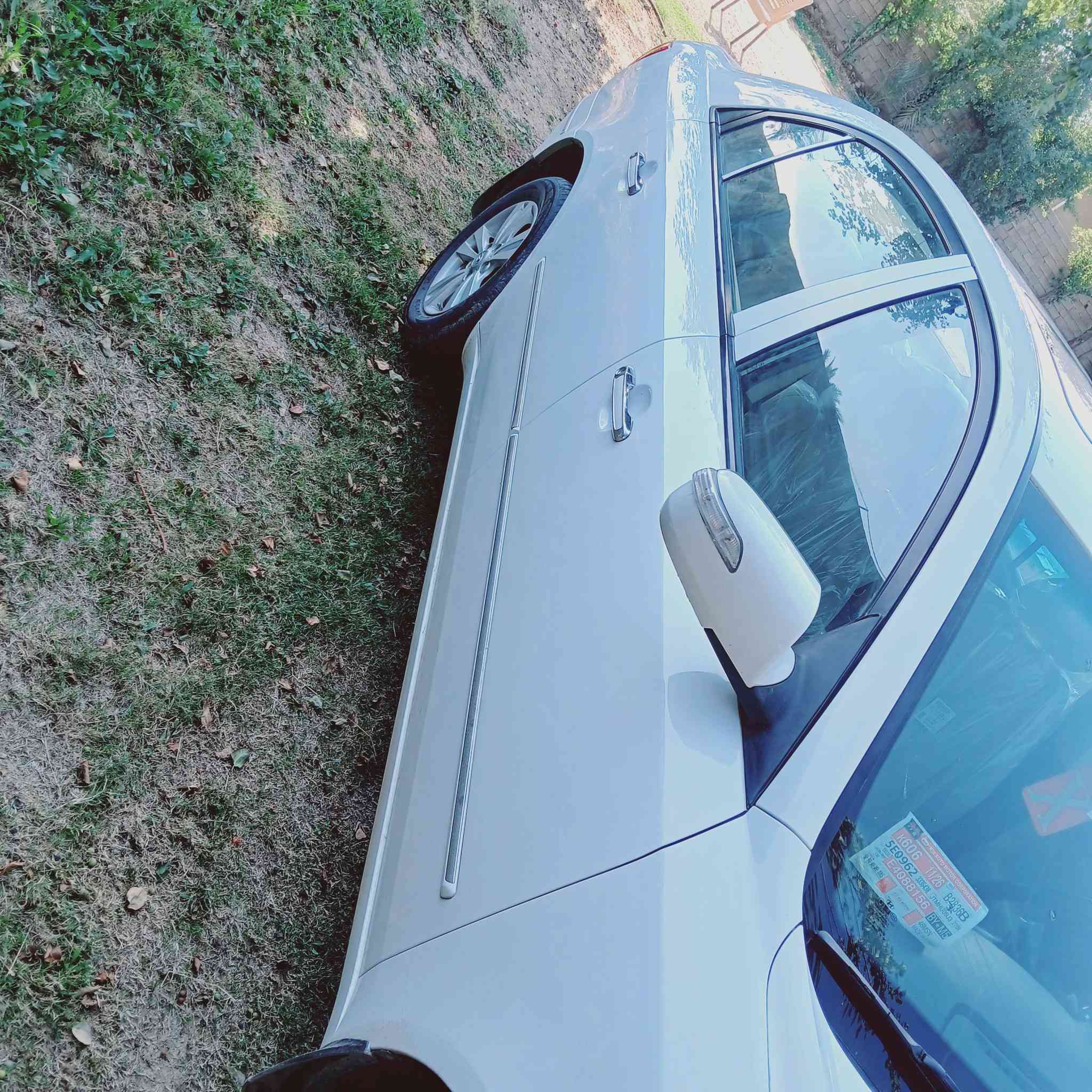 السلام عليكم سوناتا 2011 خليجيه سياره مكفوله كفاله عامه من صبغ وضربه وشخط وبارد ع وضع الشركه تبريد صدر أمامي وخلفي كله جديد رقم بغداد بسمي تحويل مباشر مكينه 2400 مكينه وكير ما مفتوح بيه برغي ع وضع الشركه تخم تاير مكان السياره بغداد ابو غريب رقم الهاتف
*********** /***********
