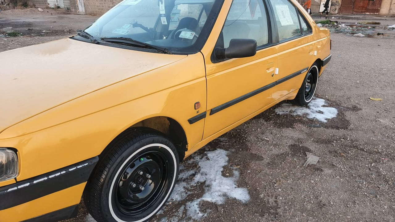 السلام عليكم بيجو جي ال اكس موديل 11 سيارة جاهزة محرك وكير وصدر خير من الله تخم تاير عارضة ٣٢ وبيهة مجال بصيط مكاني بغداد ***********
