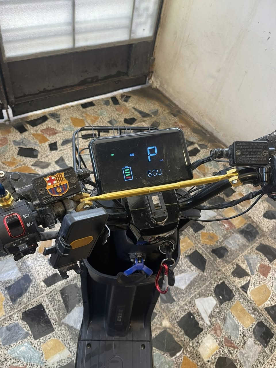 دراجة شحن R9 نظيفة جداً صارلها  شهرين من الشراء السعر ٣٥٠ الف العنوان بغداد السيدية للتواصل
***********
