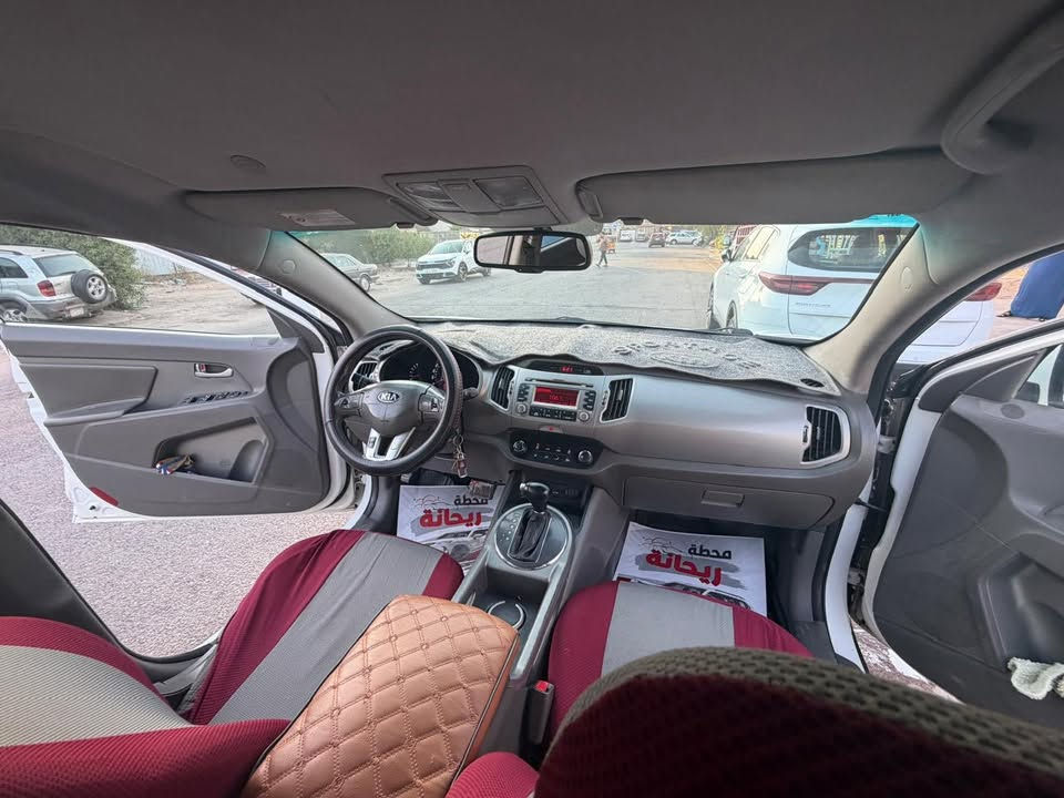 السلام عليكم سبورتج للبيع فقط بأسمي موديل ٢٠١٣ مع الصور السونار  ماشيه ١٦٥كم للاتصال بالرقم ***********
