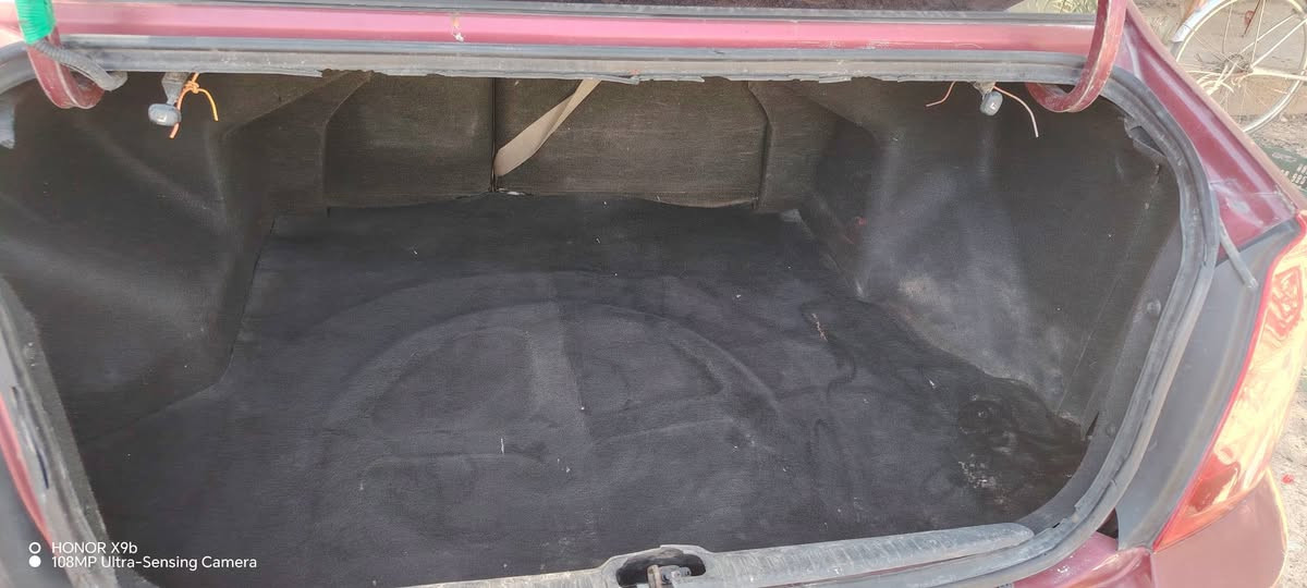 اسبكترا. موديل. ٢٠٠٦  محرك ٢٠٠٠  باسمي   سنوية لل ٣١   هزة جديدة  تحويل  ديالى   مشروع وطني  رقم بغداد دولي  بيه صبغ كم قطعة. بدون داخل  وبيه جراد مثل مامموضح بالصور  السعر ٧٥  للاستفسار الاتصال على الرقم ***********
