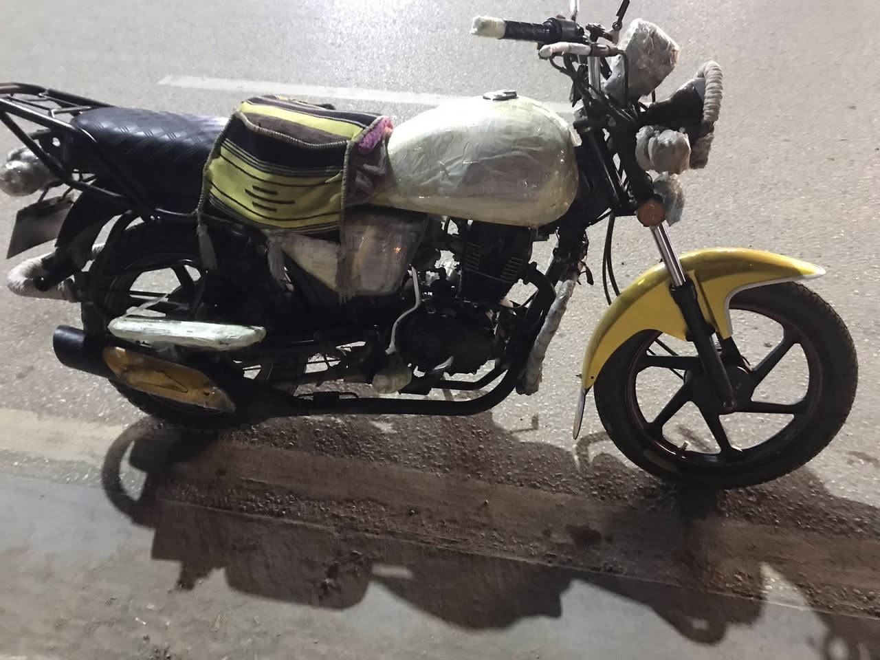 السلام عليكم البيع دراجة دايوان نفخ موديل 2024 اوراق الدراجه نضيفه مكان كربلاء البارون  السعر 1750 اوبيهه مجال ***********عل خاص
