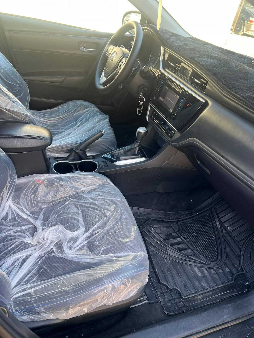 تيوتا كورلا
موديل 2018
رقم سليمانه
تحويل 
ضرر تبديل جاملغ امامي جهة السائق 
وشبر اسفل باب السائق 
ماشي كما موضح بالصور
السعر 139$وبي مجال 
للاتصال ***********

الانبار حديثه
