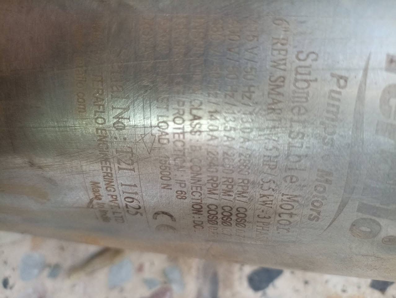 غطاس 7.5 حصان ثري فيز 4 انج مع بشارته وكيبل 3 متر 
شرط الشغل  مكاني كربله ب375الف 
للبيع او مراوس بغطاس 4 او 5 حصان ثري فيز 
***********
