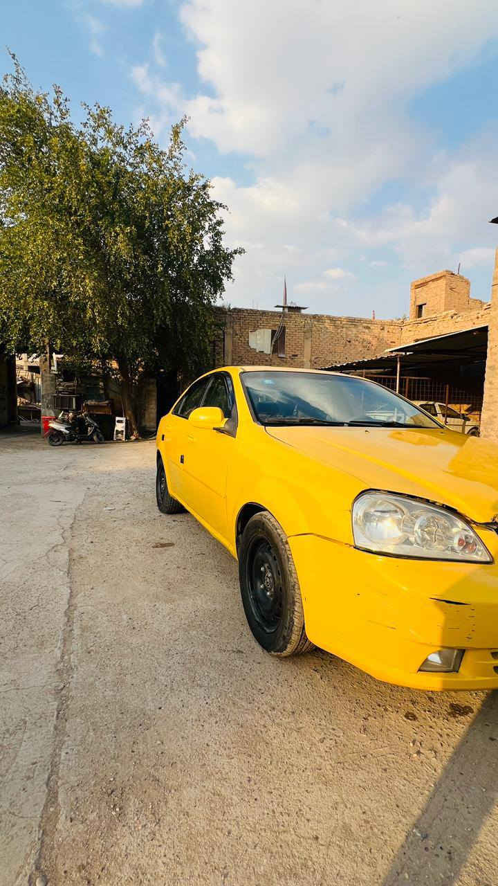 السلام عليكم اوبترا للبيع 2011. توزيع الشركة العامة السيارة رقم بابل بأسمي مصفرة هيئة وغرامات سنوية تسقط 2027 السيارة نظيفة وخير من الله كبل للشارع بيها بارد بالجاملغ الامامي والبنيد والسيارة مصبوغة بسبب الجراد تبريد كمبريسر لاطش علمود تكون على بينة كهربائيات كلها شغالة وكير ومحرك خير من الله صدر جديد دبلات جديدةةة
مكاني بابل مركز المدينة 
السعر 65 وبيها مجال 
للتواصل : ***********
