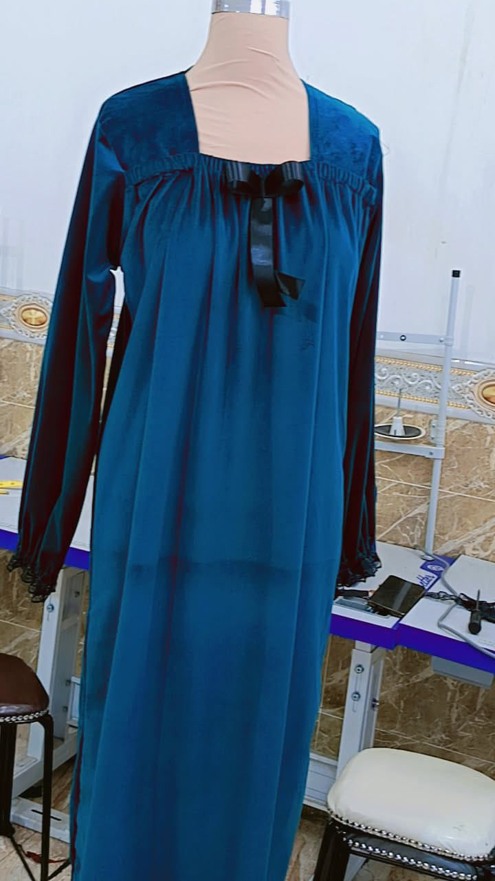 متوفر جمله بست الوان خياط درجه اولى وقماش جلد الأرنب لطلب الاتصال ***********،***********
