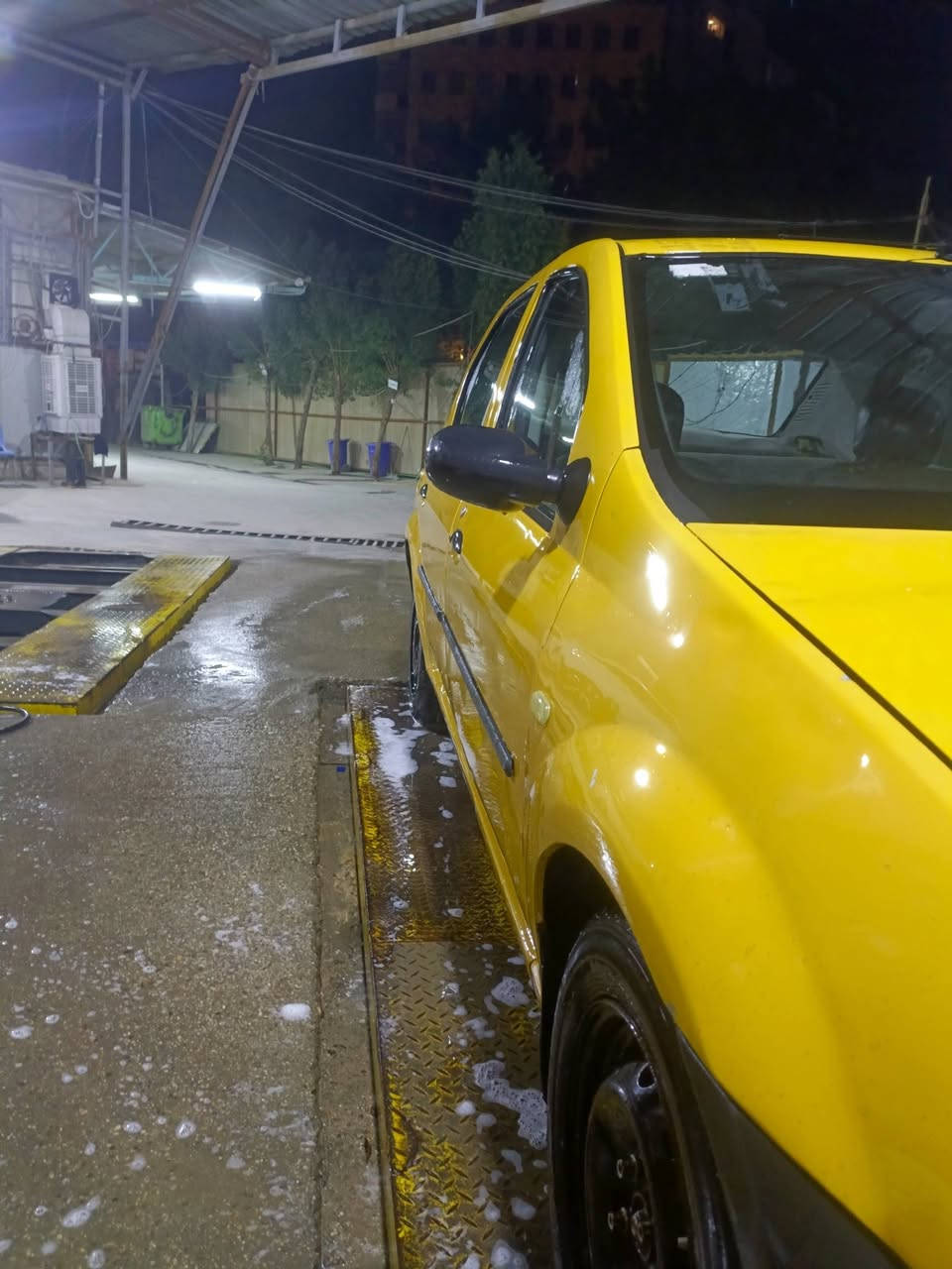 رينو صفره موديل 2010 باسمي رقم بغداد مصفره هيئه وغرامات مكاني كربلاء 35 وبيها مجالل الاتصال على الرقم هذا ما متواجد على الفيس***********
