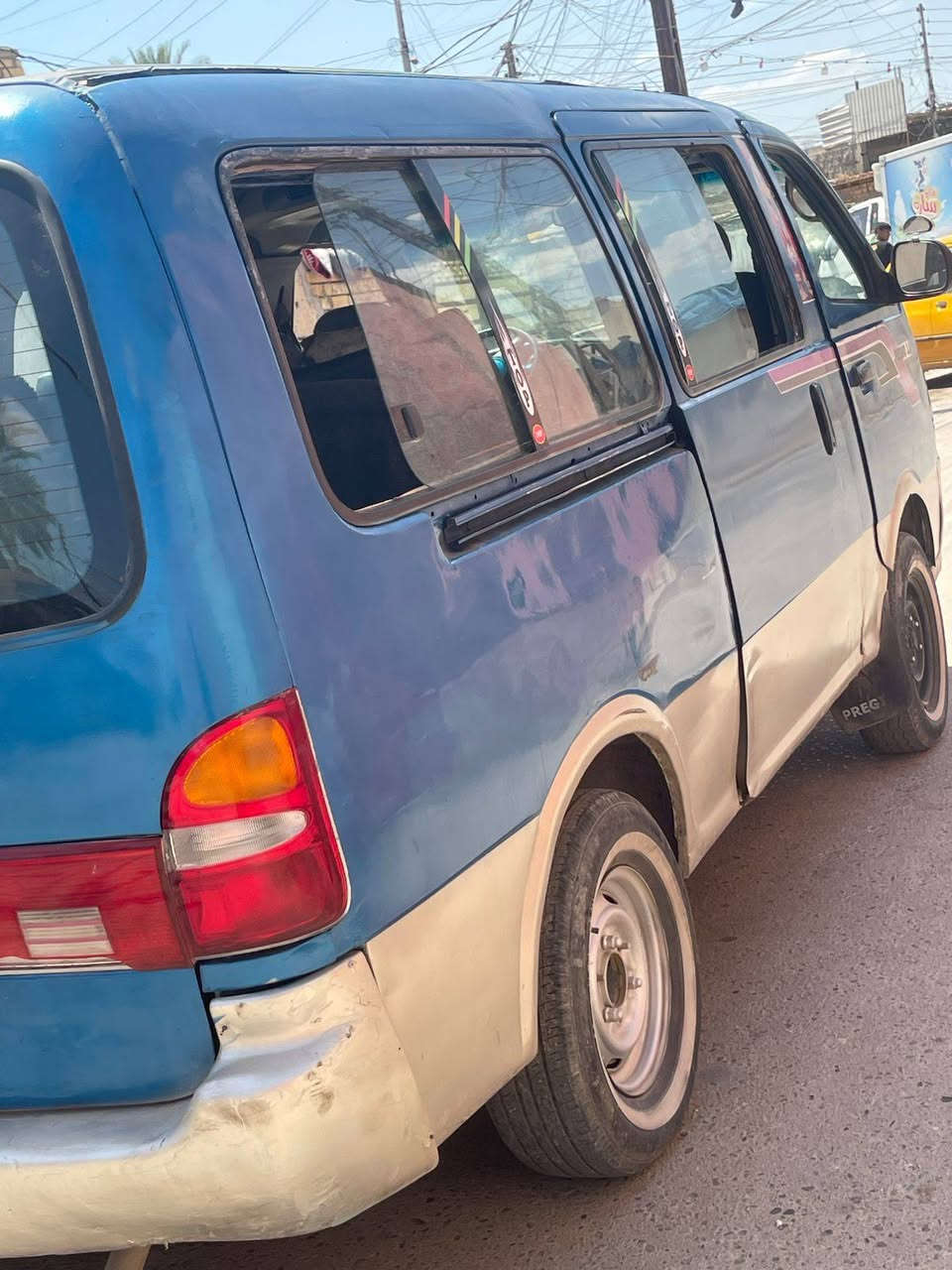 السلام عليكم كية بريجو 96 تحولت رقم حمل كامله بس ستلام سنويه ورقم الاحد نشاله سياره عوزهه ترتيب مال واحد يريد يعيش بيهه وجوة سوك يشهد اللة قفلهه من الاخير ربع ما طيح ب26 قفل مكاني بغداد حي النصر ***********
