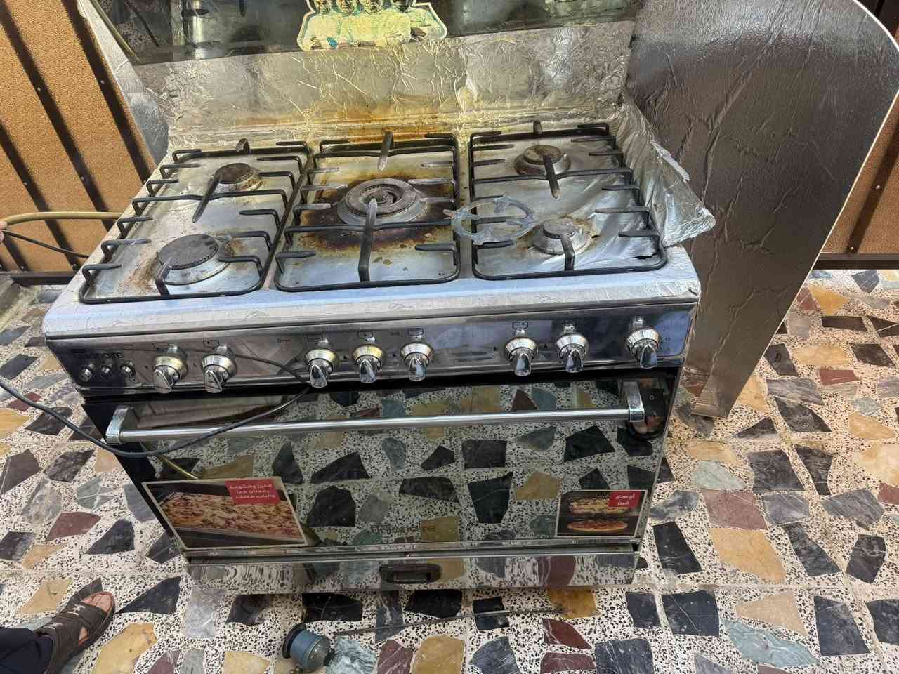 ثلجات العدد 2 ومجمدة وطباخ السعر 700 الاستفسار /***********
