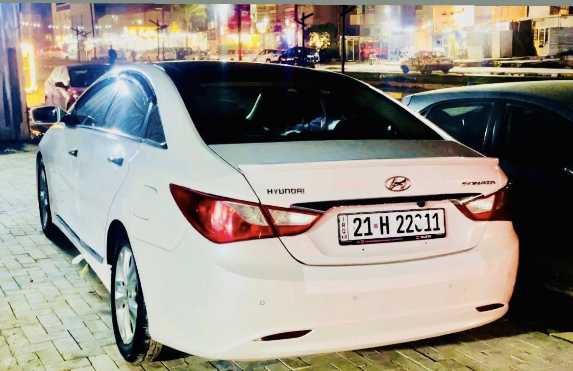 السلام عليكم
سوناتا 2010 للبيع او مراوس وانطي فرق حسب القناعه 

خليجي ✅

محرك 2400 دوش✅

ابيض صدفي✅

شاشه حجم كبير✅

بونرامه ✅

تحكم ستيرن ✅

مري شفط ✅

تبريد ثلج❄️

كير محرك خير من الله✅ 

داخل بيجي المرغوب ✅

والسياره مال جناي و السياره احلا من الصور 

والسونار موجود مرفق مع الصور 

عارضها :110 وبيها مجال بسيط حك الجيه ✅
للاستفسار :*********** واتساب او هاتف
