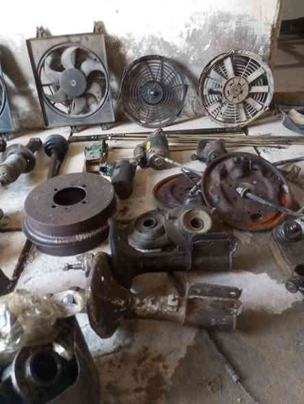 متاح ادوات سوناتة2كامله بسعرمناسب +عربانة سوناتة3مع كامل ملحقاتها مع ادوات صدر  باقي التفاصيل على الرقم مكان الگاطون ***********
