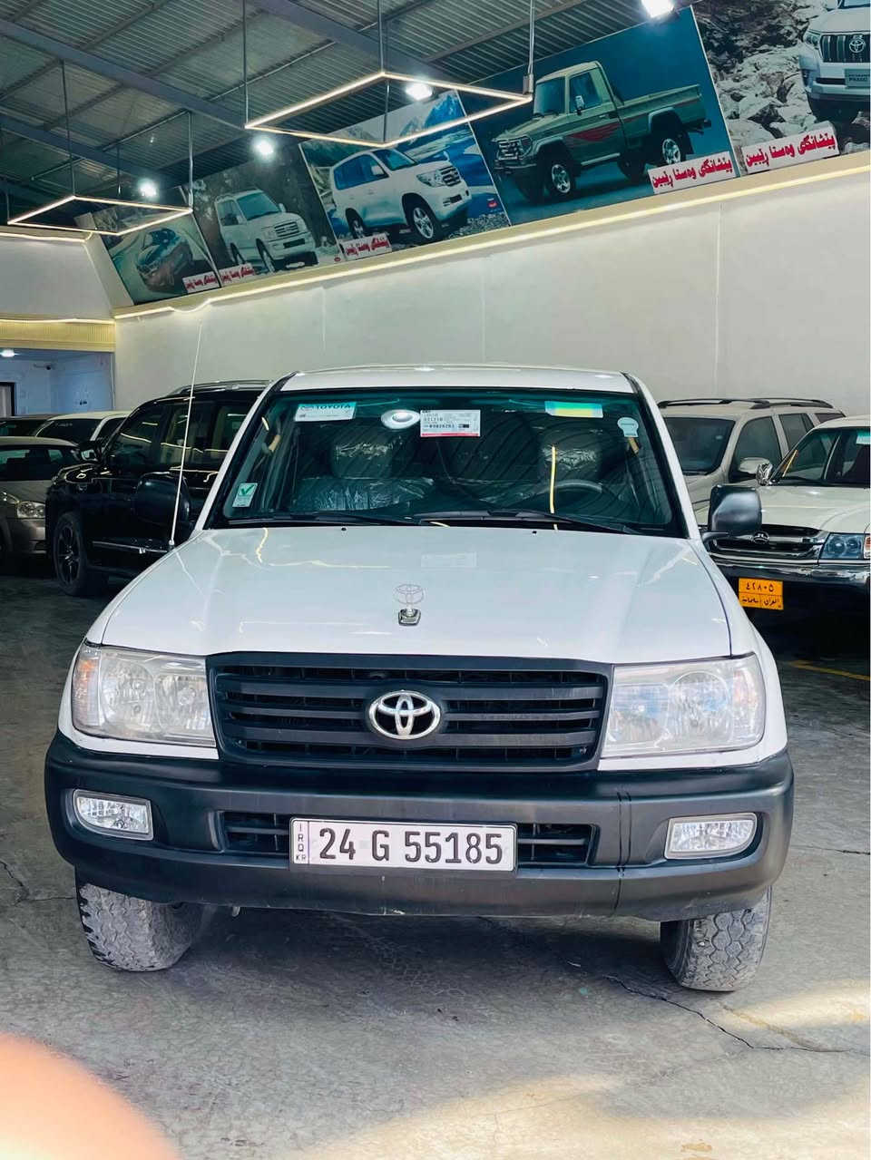 مۆنیکا  2005 فول عادی یحویل ئەسڵی  
بەشەرتی گێر ومەکینە و تەبریدو  ھەموگیانی  بەشەرت
سنەوی  نوێیە رەقەمی  نوێیە  سەیارەکە  زۆرجوانە 
سەیارەکە  شانی داداوە پێشوو کە پسە 
سبوخ  عام کراوە بە ناوی خۆمانە
سعری 118 وەرەقە  کمێک  مجال
لەکۆ یە دادەنیشم 
***********
*********** كويسينجاك, أربيل
