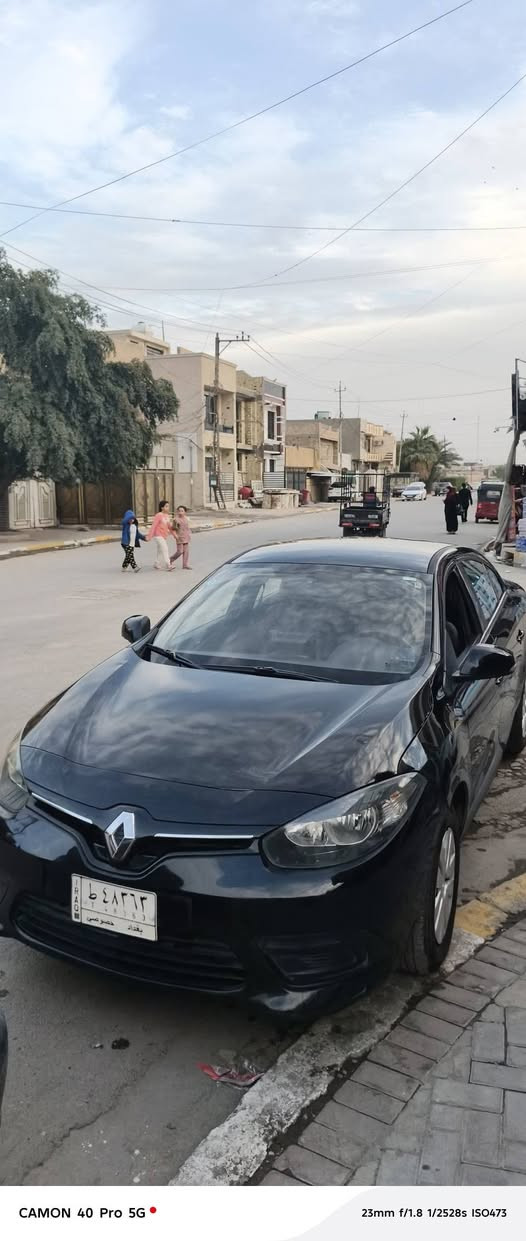 رينو فلونس  موديل 2016 سياره كلين بدون ضرار مكفوله كفاله عامه  اي نقص مابيه  كير ومكينه تبريد وتدفئه  مكينه حجم ١٦٠٠/ كير ٨نمر / دبل نوزل /سياره فول  موصافت سعر 68/ وبيه مجال حك جيه مكاني بغداد /***********
