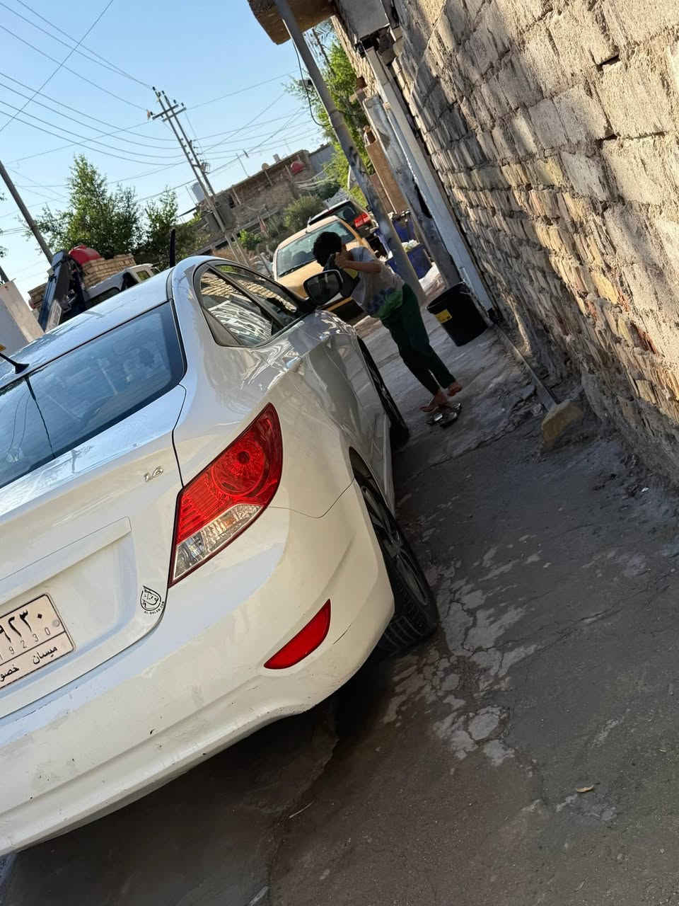 اسلام عليكم اكسنت للبيع موديل 2015 خليجي محرك 1600 قطرتين فول مواصفات  فتحه اشاير بل المري تحكم ستيرن جهتين نضام ايكو  شاشه ماشيه السياره 144تخم تاير جديد  دوشمه جديده  محرك وكير مكفولات  والشراي هاذه رقمي *********** مكاني العماره
