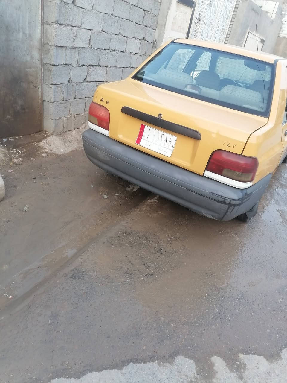 سلام عليكم عندي هاي سايبه موديل 2015 سنويه صاقطه مكينه وكير نضيفات بيهه جاملغ امامي مبدل تأيرات نضيفات حداديه زينه تبريد شغال بس يرادله فان  مكاني ديوانيه سعر 35 وبيهه مجال وهذا رقمي ***********
