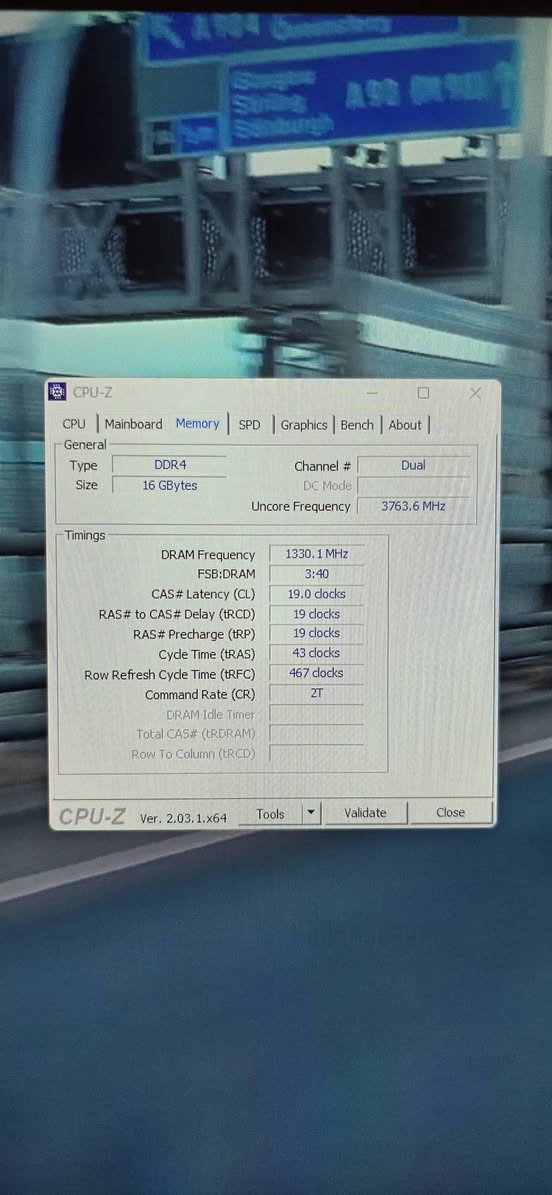 مرحبا 👋
كيس للبيع 

المواصفات : 

I3 10100 3.60ghz

Gtx 1660 6gb

Ram 16 ddr4 

Nvme 128gb

Ssd 1t

Hdd 1t
 
Mb : H510M-K
الحاسبة مرتبة و ممتازة للعب و الشغل 👍
الكراتين مالقطع موجودة 👍

السعر ٥٠٠ الف 💸 ووياها سماعات هدية 🎁

متوفر توصيل داخل محافظة النجف فقط 🚚


**إذا كنت صاحب هذا الإعلان وتريد حذفه لأي سبب، رجاءا أرسل رسالة إلى الدعم الفني**