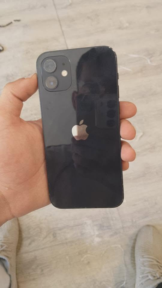 السلام عليكم اخوان 🤝
ايفون ١٢ عادي ١٢٨gb للبيع ✅
لون نيلي 🎨
ذاكره ١٢٨ 💽
مبدل بطاريه اصليه نسبه ١٠٠٪؜🔋
و شاشه مبدّل اصليه ✅
يعني الجهاز مستبدل شاشه و بطاريه اصليات اذا غير هذا الكلام تأخذه بلاش ✅
و كلشي بي شغال فيس ايدي كامرات فرمت حدث كلشي بالجهاز شغال اتصال ✅
الجهاز قطعه نضيفه و مرتبه و لله شاهد محتاج و اريد ابيعه✅
سعره ٢٦٠ الف 💵
اخواني الي ميعجبه السعر يعبّر المنشور لان كلشي اكو و الجهاز النضيف سعره يختلف و هوا مو غالي مناسب ✅
مكاني بغداد الدوره📍
للستفسار اكثر تفضلو خاص او اتصلو ع رقم بي واتساب 
***********
