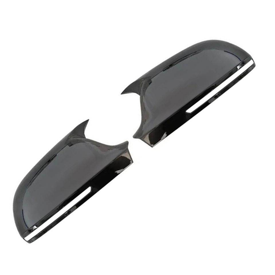 عربي:
أغطية مرايا بتصميم باتمان باللون الأسود اللامع (Glossy Black) لسيارات أودي (Audi)
تفاصيل المنتج:
 التصميم: تصميم رياضي مميز (Batman / M Style) يمنح السيارة مظهرًا هجوميًا وأنيقًا.
 اللون: أسود لامع عالي الجودة (Glossy Black) مقاوم للعوامل الجوية.
 الموديلات المتوافقة (شاصي B8 / C6 / D3):
 أودي A4 / S4 (موديلات 2009 - 2012)
 أودي A5 / S5 (موديلات 2009 - 2011)
 أودي A6 / S6 4F C6 (موديلات 2009 - 2011)
 أودي A8 / S8 D3 (موديلات 2008 - 2010)
 أودي A3 8P (موديلات 2008 - 2010)
 أودي Q3 / SQ3
 طريقة التركيب (Add-on): تركيب مباشر وسهل فوق أغطية المرايا الأصلية، يأتي مع المنتج شريط لاصق بوجهين (Double-sided tape) قوي لتثبيت محكم دون الحاجة لأي تعديل.
 محتويات العبوة: زوج واحد (الجانب الأيمن والأيسر) + شريط اللاصق.

کوردی:
کاڤەری ئاوێنەی باتمان ڕەنگی ڕەشی بریقەدار (Glossy Black) بۆ ئۆتۆمبێلەکانی ئۆدی (Audi)
وەسفی بەرهەم:
 شێواز و دیزاین: دیزاینی وەرزشی مۆدێل باتمان (Batman Style / M Look) کە شێوازێکی زۆر سەرنجڕاکێش و هێرشبەرانە بە پێشەوەی ئۆتۆمبێلەکە دەبەخشێت.
 ڕەنگ: ڕەشی بریقەدار (Glossy Black / Piano Black) بە کوالێتییەکی بەرز کە لەبەرامبەر کاڵبوونەوە خۆڕاگرە.
 مۆدێلە گونجاوەکان (Audi B8 / C6 / D3 Chassis):
 Audi A4 / S4 (مۆدێلەکانی 2009 بۆ 2012)
 Audi A5 / S5 (مۆدێلەکانی 2009 بۆ 2011)
 Audi A6 / S6 4F C6 (مۆدێلەکانی 2009 بۆ 2011)
 Audi A8 / S8 D3 (مۆدێلەکانی 2008 بۆ 2010)
 Audi A3 8P (مۆدێلەکانی 2008 بۆ 2010)
 Audi Q3 / SQ3
 شێوازی بەستن (Add-on Style): بەستنی زۆر ئاسانە و ڕاستەوخۆ دەلکێنرێت بە سەر ئاوێنە ئەسڵییەکەدا. پاکەتەکە شریتی لکێنەری دووڕووی (Double-sided tape) لەگەڵدایە بۆ جێگیرکردنێکی توندوتۆڵ.
 ناوەڕۆکی پاکەت: یەک جووت کاڤەر (لای چەپ و لای ڕاست) + شریتی لکێنەر. السليمانية, العراق


**إذا كنت صاحب هذا الإعلان وتريد حذفه لأي سبب، رجاءا أرسل رسالة إلى الدعم الفني**