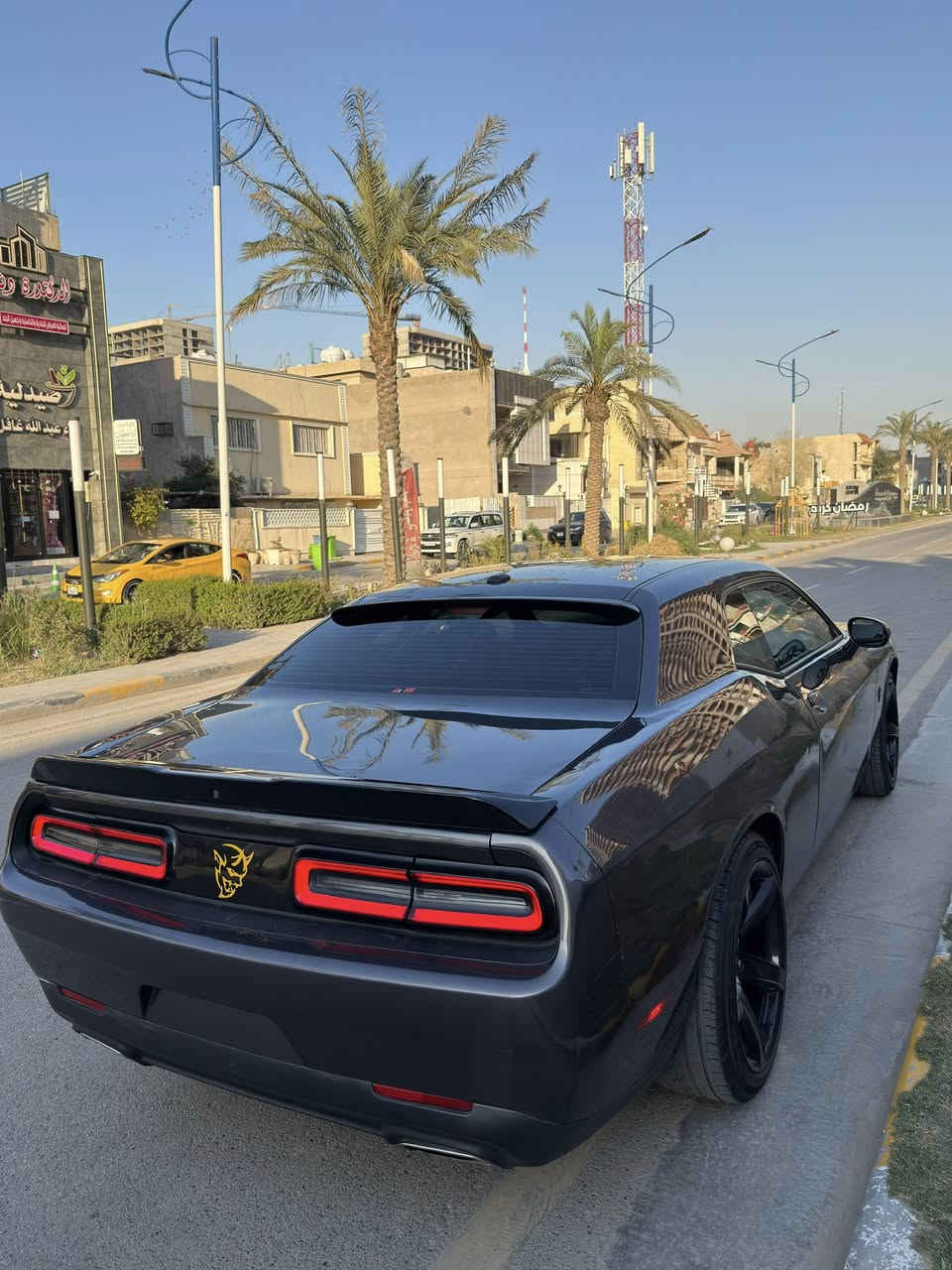 السلام عليكم 
دوج جالنجر 2021 SXT
كير محرك وتبريد كفالة
بجم كبس ضررها جاني ايرباك بردة فقط 
٥ قطع مصبوغة
ماشية٦٩ ميل فقط
ويل خسفة قوية حجم ٢٠ 
بصمة 
تحكم ستيرن 
شاشة
ابل كار بلي 
كامرة دوارة
لايتات زنون
دواخل فورجد اصلية 
عليها سستم سماعات مرتب
مكانها بغداد اليرموك 
سعرها 162 وبيها مجال 
***********
