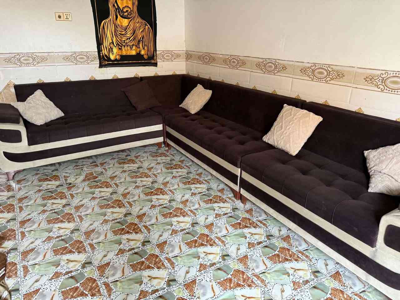 ديوان نضيف كولشي مابيه تسكام 9نفرات سعره 225وبي مجال بصيط بيع مستعجل


**إذا كنت صاحب هذا الإعلان وتريد حذفه لأي سبب، رجاءا أرسل رسالة إلى الدعم الفني**