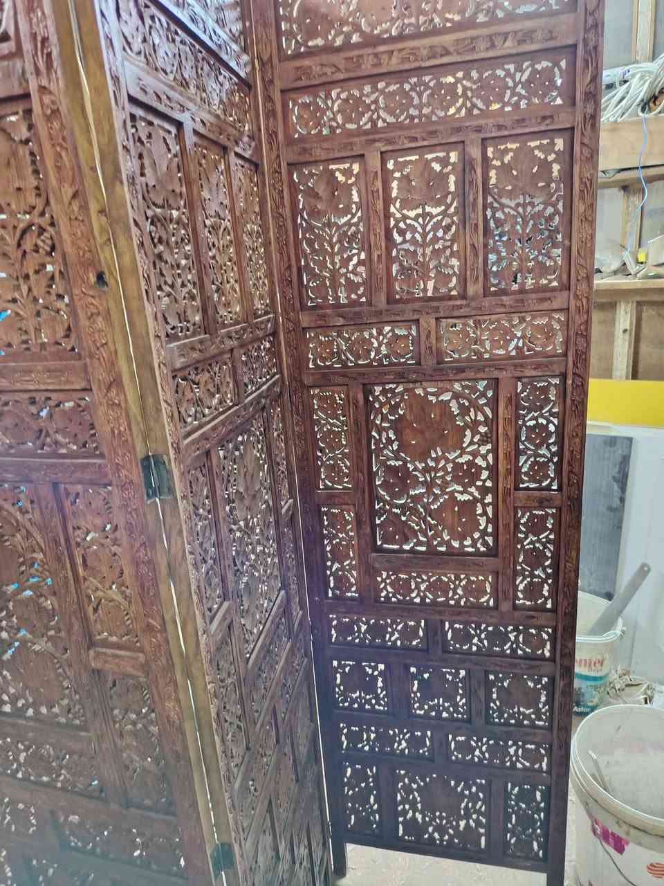 برفان شغل هندي قديم للبيع مكاني بغداد البرفان نظيف جداً السعر 200 الف للتواصل *********** يوجد واتساب
