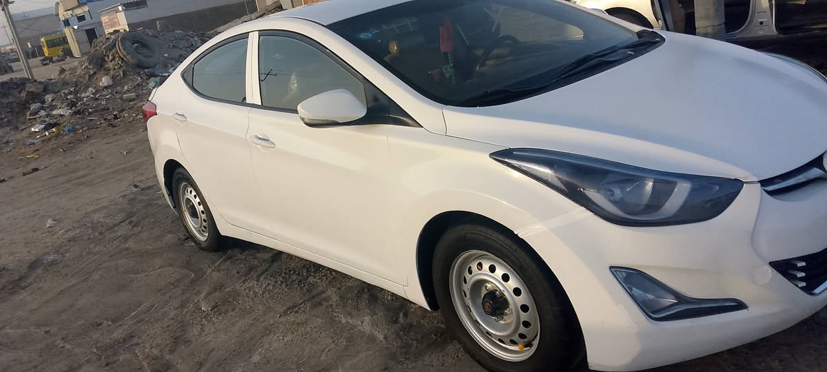 سلام عليكم النتره موديل 13خليجي محدثه 16 سيارة جاهزه مكينه 1800دوش كير  حداديه طخم تاير تدفه تبريد داخل بيجي غرفه جديده سيارة بدون ضربه بدون تبديل بيه قطعه وحده صبغ رقم كربلاء دولي بسمي سعرها 115وبيه مجال قليل مكان سيارة ناصريه مكلف با نشر رقم راعيه ***********
