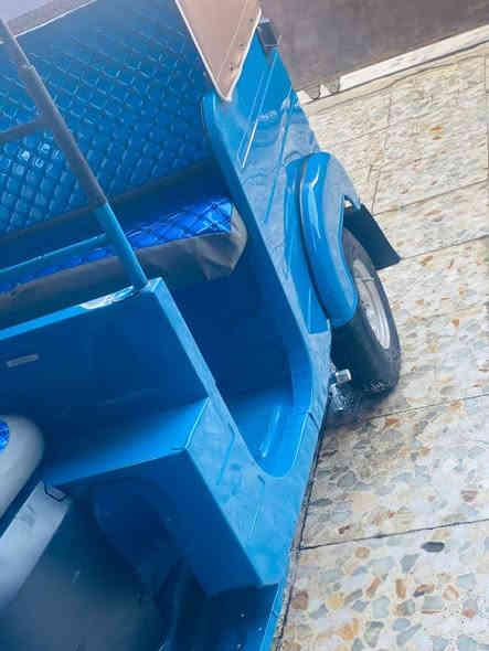 السلام عليكم تكتك ٢٠شهر٦ رقم وسنويه مكفوله لا دعمه ولا صبغ بس دوس بدون معجون مكينه مجفته  شركه ترايه يخبل العبيدي حي الرئاسه ***********
