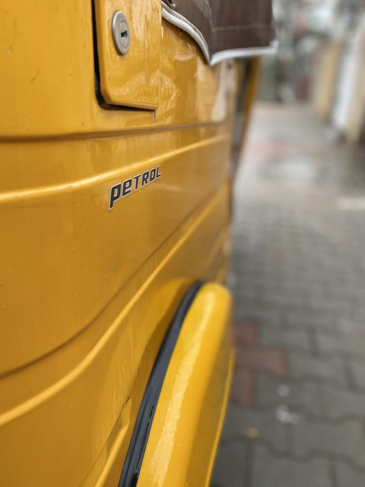 السلام عليكم تكتك 2018 صفاح شوفت عينك مكينه كير اكسل خير من الله تكتك يرادلها تعمير دوسه الاماميه تجفيت جديد تخم تاير جديد ضفيرا جديدا باتري جديد كهربائيات كلها شغاله تكتك ( اروراق ).***********
