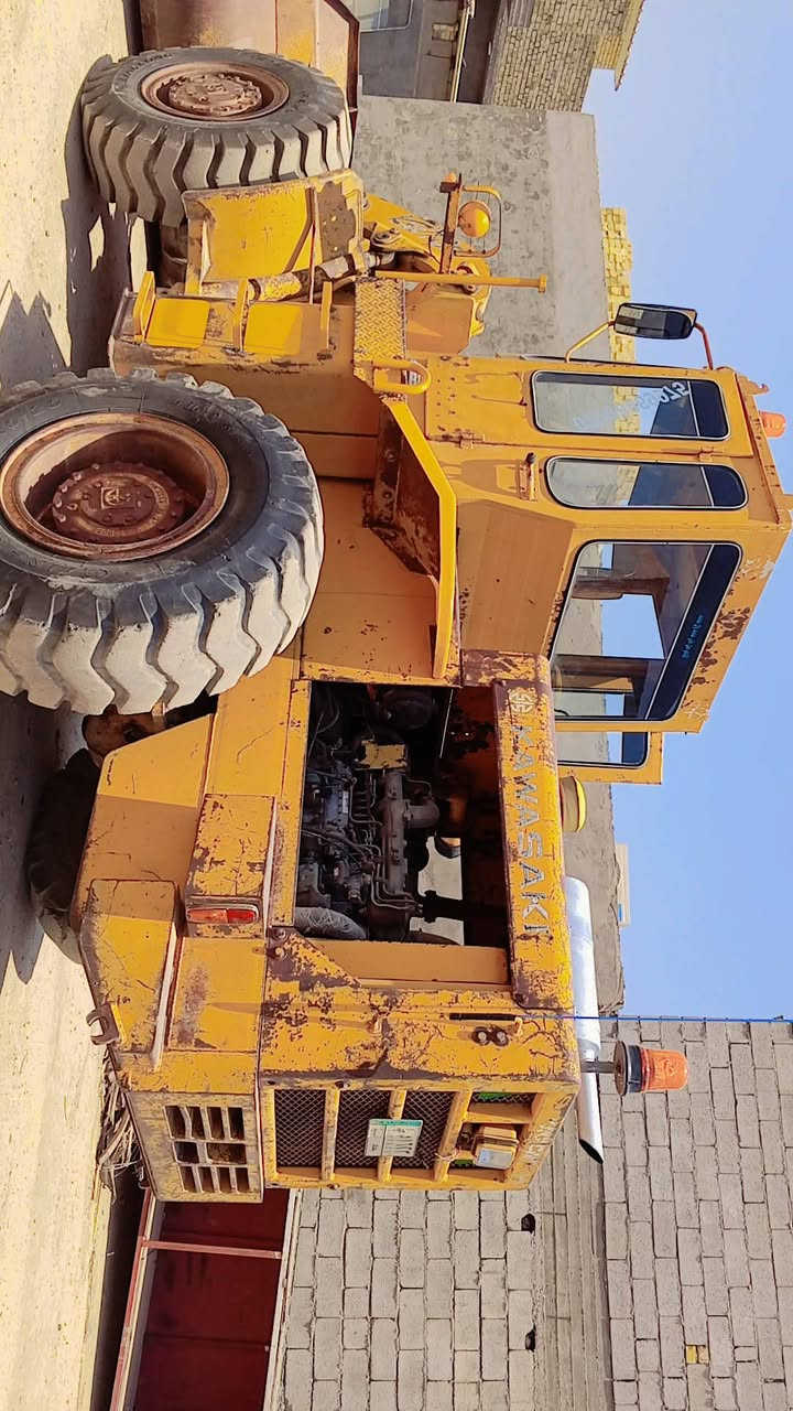 سلام عليكم شفل كاوسكي البيع حجم70 بي موديل 82بلاديه شركه رقم بغداد الماني مشروع وطني سنويه جديده كير تركم محرك اكسلات بلاديات بريك كيله جديده تخم سنون تخم تاير ابو سيفين جديد شراي يتصل ***********

