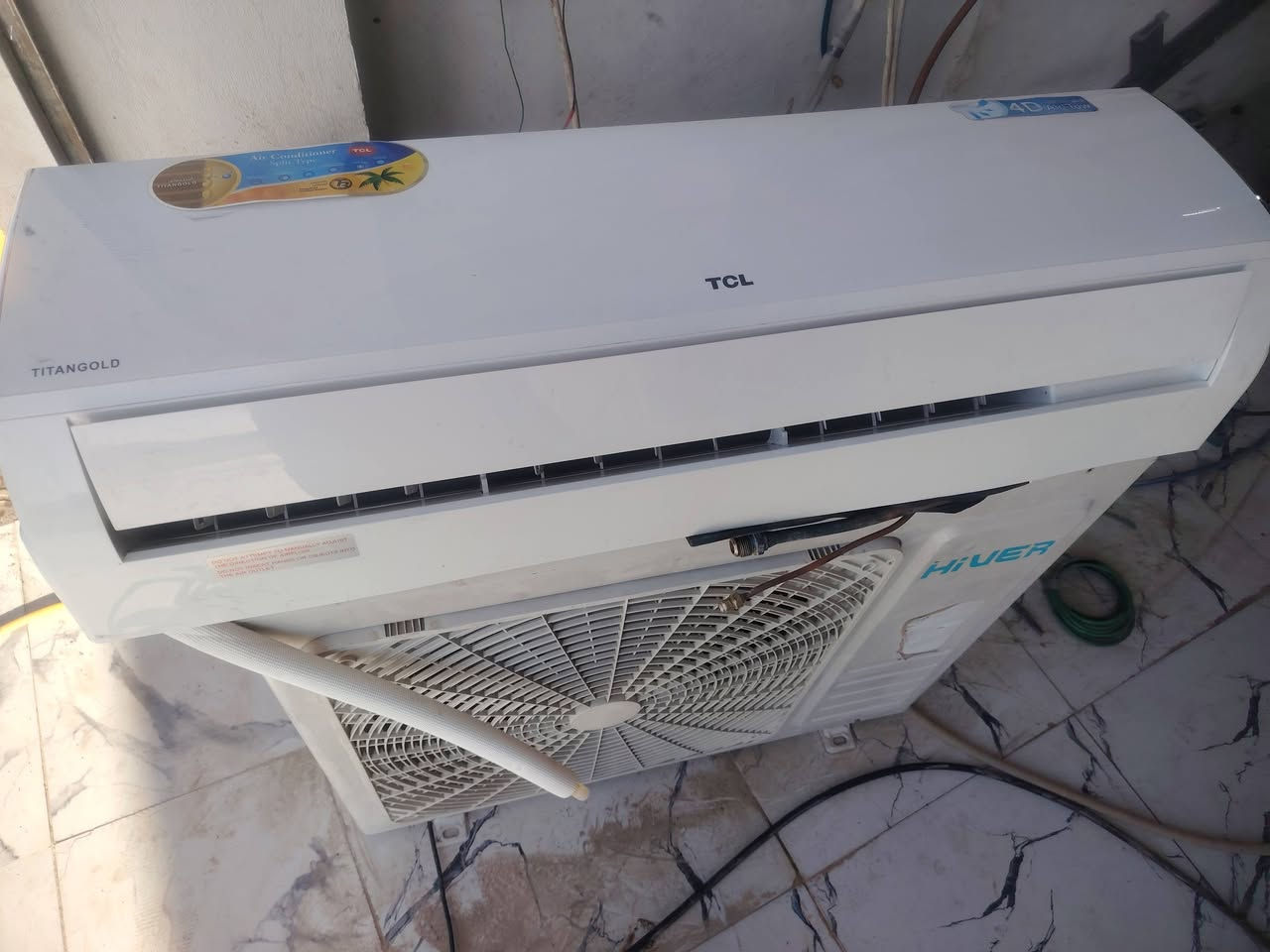 السلام عليكم سبلت فقط  داخليه  tcl طنين غاز ٢٢  الحديث مو القديم السعر ١٣٥ الف المكان نجف ***********
