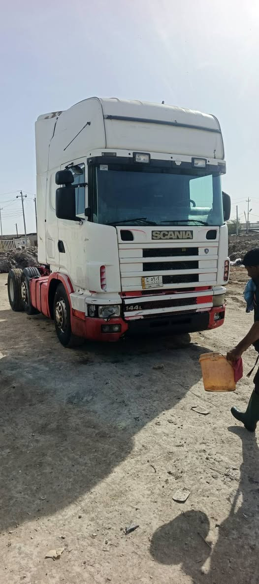 سكاني مديل ٢٠٠٠ رقم بغداد  مرسمه صهريج مكينه ١٤٤ /٨بم ونوزل مكينه  وكير وشاصي مكفول كفل عام تخم تاير سعر ١٥٥ وبيها مجال استفسار ***********
