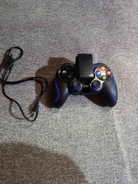 يد ألعاب • للموبايل