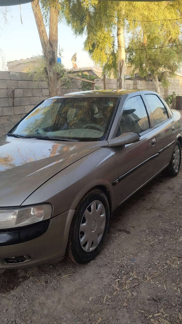 اوبل فكترا 97 محرك 2000
كير اوتو صبع عام اربع جوم اوتو شط
رقم نينوى شرط تحويل 
السعر 40  
موصل برطلة 
***********
