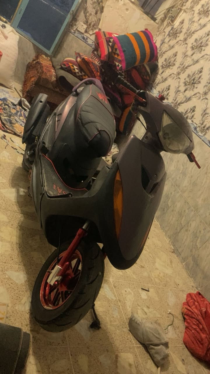 سلام عليكم 🫡 عمي دراجه ماكس عدله للبيع مزوده من كلشي بوشه 55كفره لونين مكينه ناعمه كلش دبلات خلفي امامي مزود كلجات تزويد شلعه معدل نضافه انضف من صوره وذا مراوس بنامه حربي عادي سعر خاص ***********
