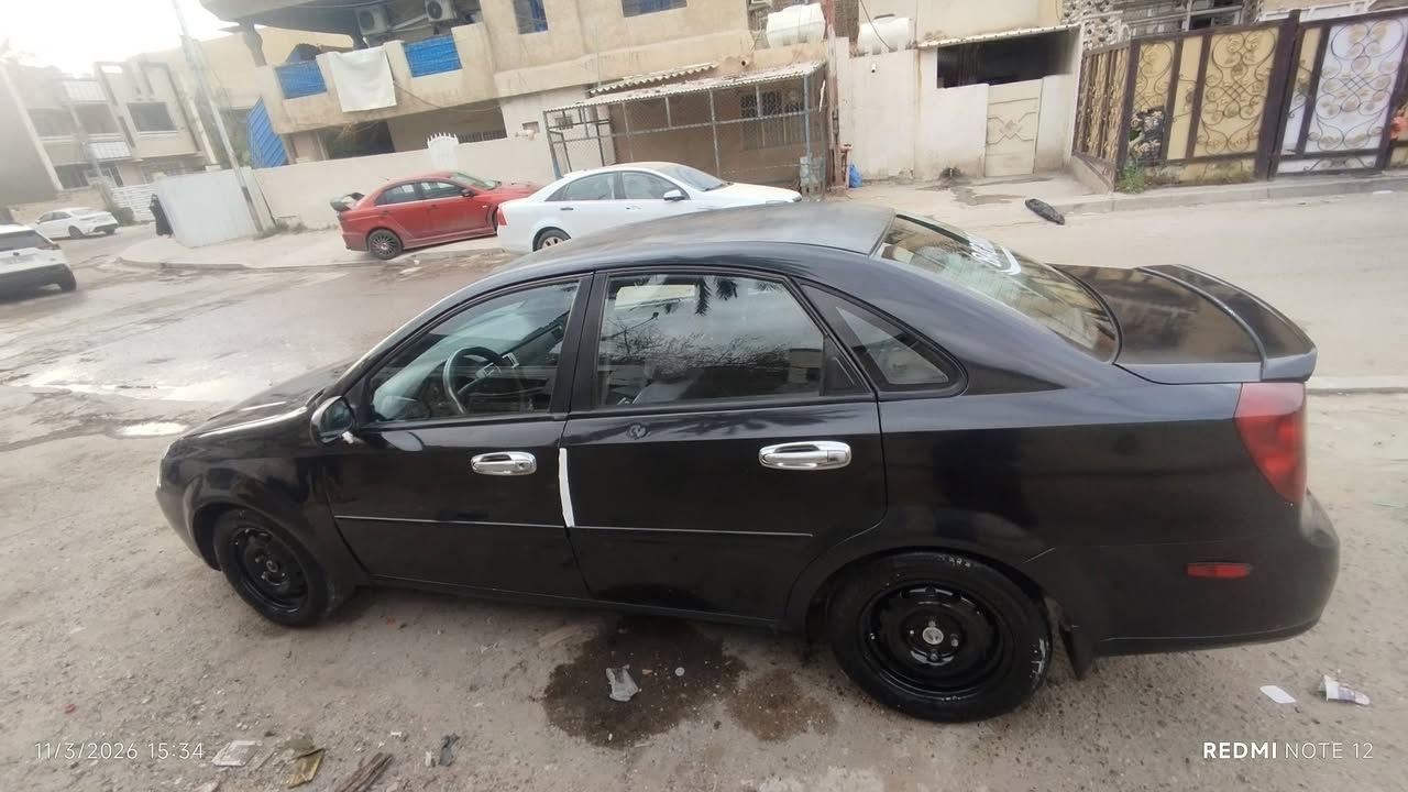 سوزوكي فورنزا مديل 2008 رقم بغداد بسمي
مكينه كير مكفول 
سيارة كامله كل نقص ما بيها تدفئه تشتغل تبريد نقص راديتر فقط
سياره حادث امريكا جاملغ مال صدر وبنيد فقط بيها صبغ قطع ابيعلك احزام جميع قطع السيارة بلادي ما عدة الجاملغ 
عنوان بغداد حي العامل شارع 30 
سعر 63 وبيها مجال 
***********
