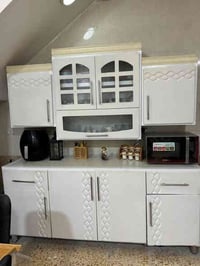 كاونتر للبيع داخل المنيوم وخارج hdf قياس ٣.٥ متر السعر ٣٥٠ الف  الموقع...