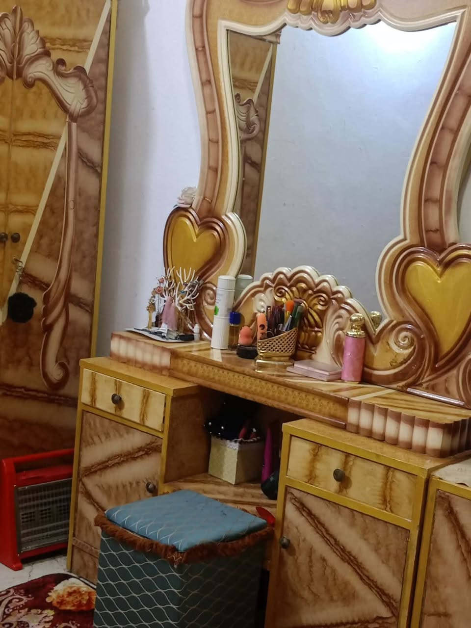 غرفه صاج صبغ حراري فول نضافه بسعر مناسب للاستفسار ***********
