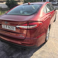 فورد فيوجن ٢٠١٩ هايبرد  نظيفة وماكو هايبرد بهيج سعر بس مستعجل ع بيعتها...